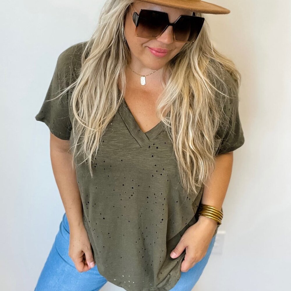 🌊Blakeley DISTRESSED Boyfriend T